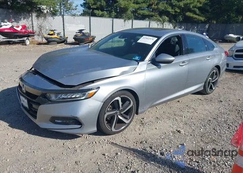 2018 Honda Accord Sport 2.0T z USA, uszkodzony, nr VIN 1HGCV2F35JA054578